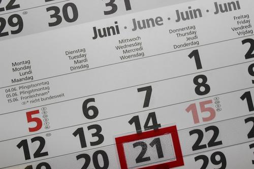 Адвокат Постанюк раскрыл нюансы предоставления длинных выходных в июне