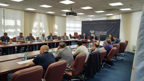 Клуб «Челябинск» будет играть в Футбольной национальной лиге