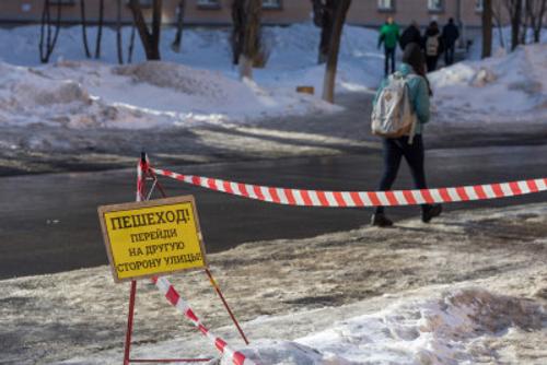 В Челябинской области за глыбу, упавшую на женщину, будут судить коммунальщиков