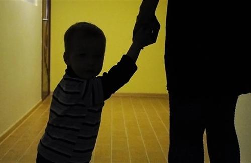 У латвийской семьи в Швеции забрали детей
