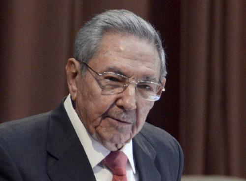 Владимир Путин поздравил Рауля Кастро с 90-летием