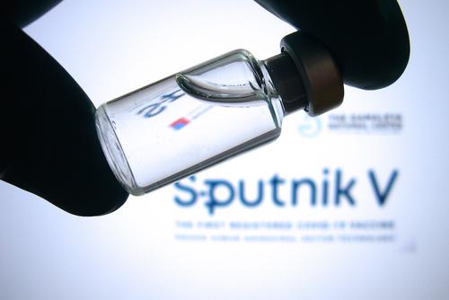 Путин и Вучич дали старт запуску производства вакцины «Спутник V» в Сербии