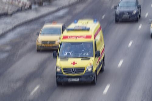 Шесть человек погибли при наезде автобуса на остановку в посёлке Горный Свердловской области