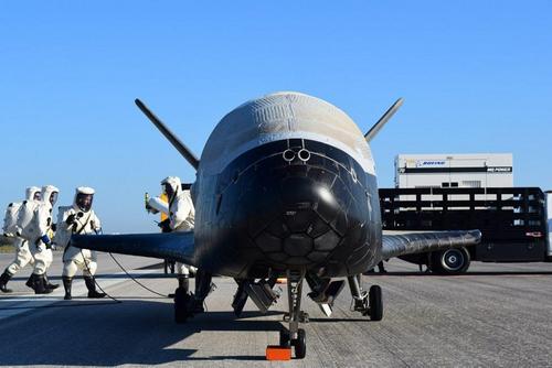 Военный эксперт Кнутов допустил возможность внезапного ядерного удара по России секретным американским шаттлом X-37B