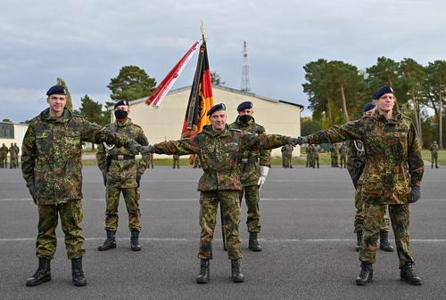 Daily Express: немецкие военные из миссии НАТО по сдерживанию России «опозорились» в Литве из-за незаконной вечеринки