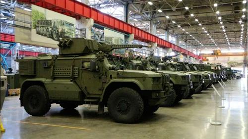 В Российские войска поступят бронеавтомобили сопровождения «Напарник» 