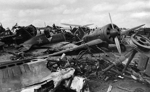 22 июня 1941 года Северо-Западный фронт потерял более двух третей истребителей 