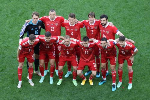 Ургант с иронией заявил, что в проигрыше сборной России на Евро-2020 «виновата» команда Дании