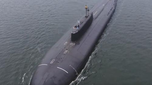 Атомная подводная лодка К-329 «Белгород» проходит испытания в море