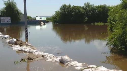 Хабаровчане начали готовиться к масштабному наводнению