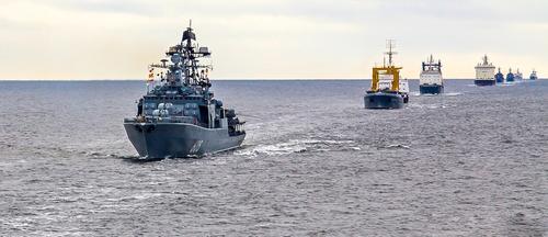 Северный флот направит боевые корабли в поход по СМП