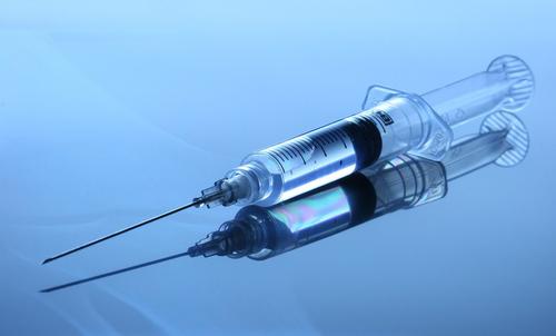 В Таджикистане объявили о введении обязательной вакцинации от коронавируса для граждан старше 18 лет