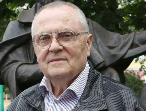 В Белоруссии после длительной болезни умер известный скульптор Лев Гумилевский