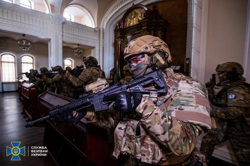 СБУ провела учения по ликвидации террористов в Киевской синагоге 