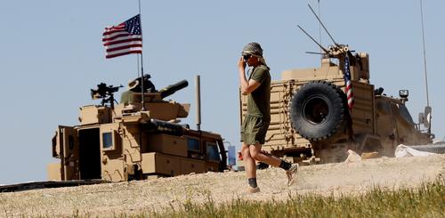 Американская военная база в Сирии вновь подвергалась обстрелу реактивными снарядами 