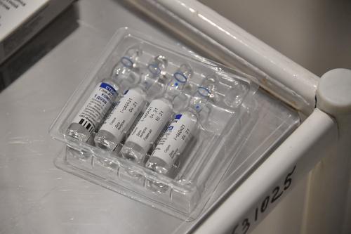 Вакцину от ковида «ЭпиВакКорона» зарегистрировали под товарным знаком AURORA-CoV 