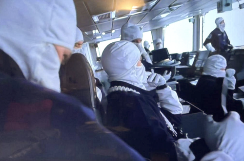 Франц Клинцевич: огнестойкие маски и перчатки не спасли бы моряков эсминца Defender