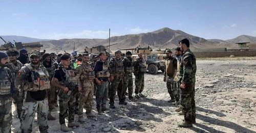 Около 1500 афганских силовиков нашли убежище в Таджикистане