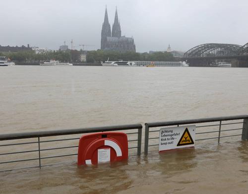 В Германии из-за наводнения пропали без вести по меньшей мере 30 человек