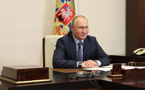 Путин заявил, что обновленная конституция определила фундаментальные принципы России