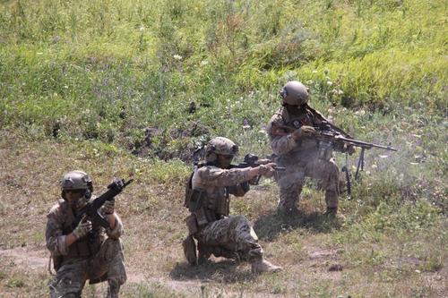 Командование ВСУ: «российские формирования» открыли огонь в Донбассе и ранили четырех украинских военных