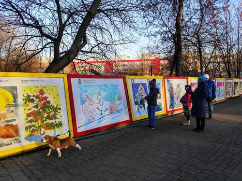 В Краснодаре на заборах выставят новые рисунки детей