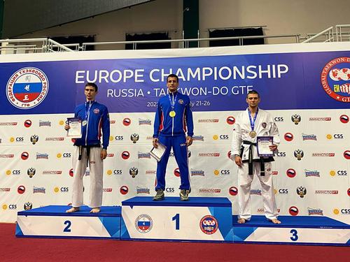 Хабаровские тхэквондисты завоевали медали Чемпионата и Первенства Европы