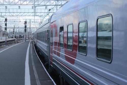 Аналитики сервиса OneTwoTrip перечислили наиболее бюджетные варианты поездки на поезде по России в августе