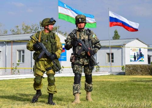 Войска РФ и Узбекистана отрабатывают оборону южных узбекских границ 
