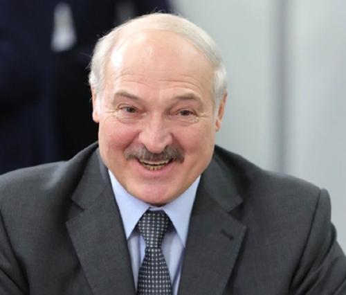Лукашенко заявил, что «очень скоро» покинет пост президента 