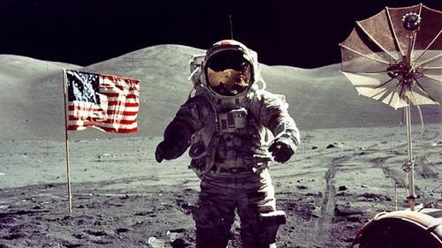 Американцы на Луну опять не полетят...