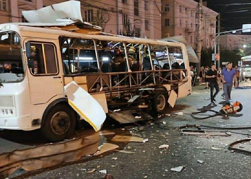 Количество жертв взрыва в автобусе в Воронеже увеличилось до двух