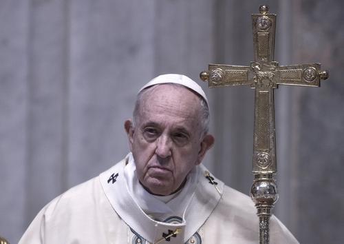 Папа Римский Франциск назвал вакцинацию от COVID-19 проявлением любви