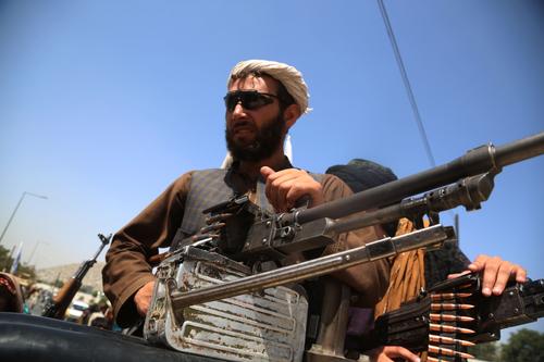 Представитель «Талибана» заявил, что движение обеспечивает безопасность иностранных военных в аэропорту афганской столицы