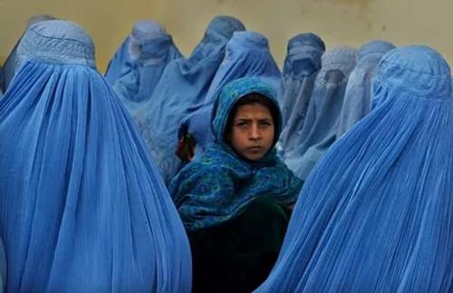 Талибы в любой момент могут вернуть паранджу для женщин