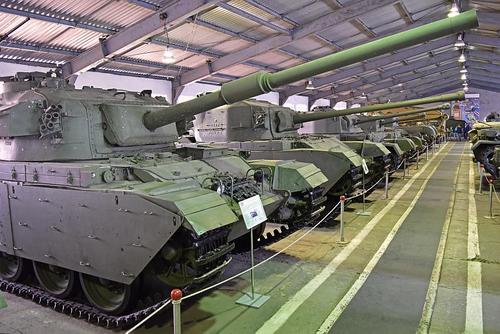 Британец создал фейковый военный музей в корыстных целях