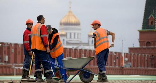 В России снижается рождаемость и увеличивается число мигрантов