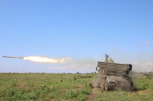 Сайт Avia.pro: Россия может вмешаться в конфликт в Донбассе и разгромить армию Украины в случае ее нападения на ДНР и ЛНР 