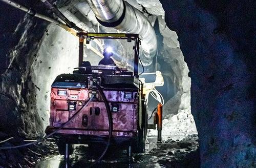 О тайнах профессии шахтера рассказали сотрудники рудника «Чебачье»
