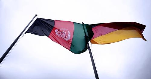 Германия призывает соседей Афганистана открыть границы для беженцев
