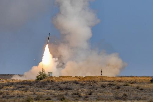 Российские «Буки» и «Панцири» на вооружении ПВО Сирии уничтожили 21 ракету, запущенную по арабской республике ВВС Израиля