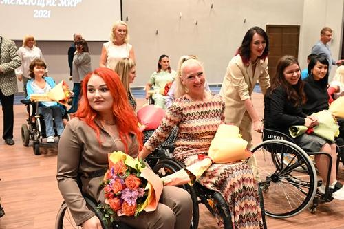 Девушки-инвалиды со всей России собрались на конкурсе красоты в Челябинске
