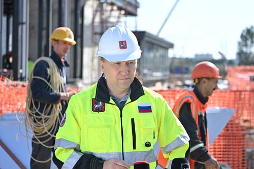 Андрей Бочкарёв: На строительстве Большой кольцевой линии метро задействовано более 15 тыс. человек