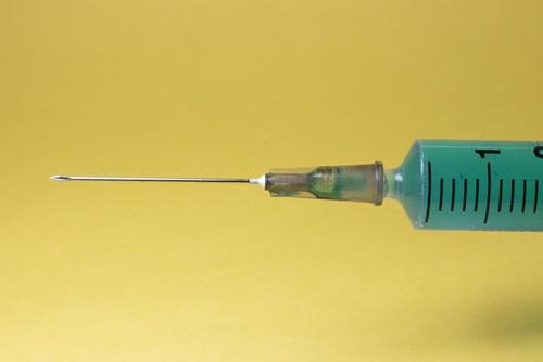 В Иране одобрили использование российской вакцины «Спутник Лайт»