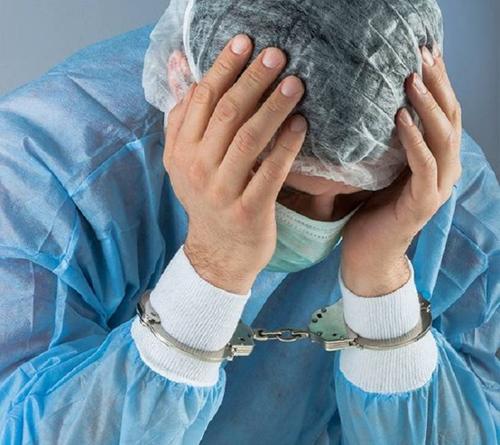 Латвийские врачи просят отменить уголовную ответственность за ошибки