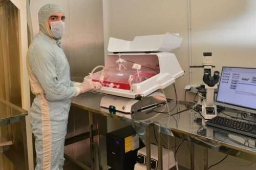 Центр Чумакова завершил модернизацию оборудования и увеличит мощности производства вакцины «КовиВак» в 2-2,5 раза