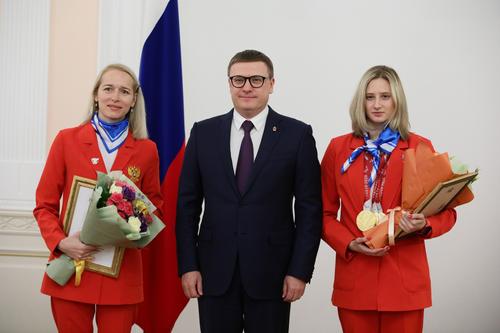 Челябинский губернатор наградил призеров и участников Паралимпийских игр в Токио