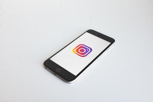 В работе Instagram произошел сбой