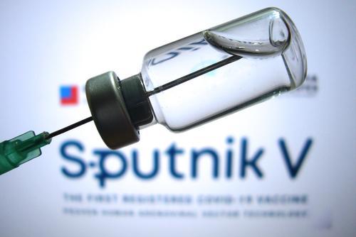 В РФПИ назвали фейком статью The Sun о «краже»  вакцины AstraZeneca
