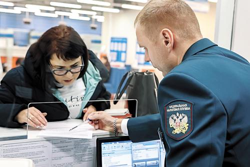 В России с 2019 года самозанятые заработали более 525 млрд рублей